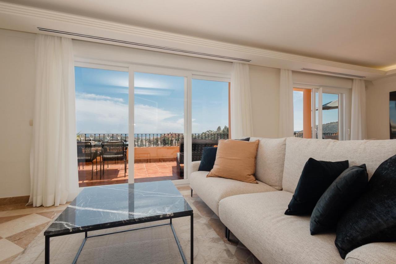 Penthouse With Sea Views In Nueva Andalucia Apartamento Marbella